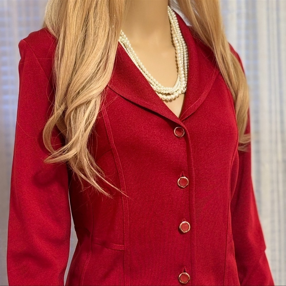 Gorgeous Exclusively Misook Solid Red Knit Blazer… - image 1